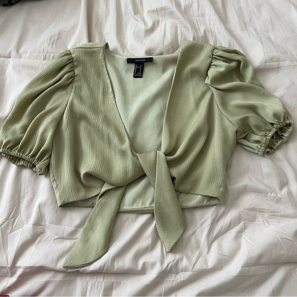 Forever 21 Cropped Green Top